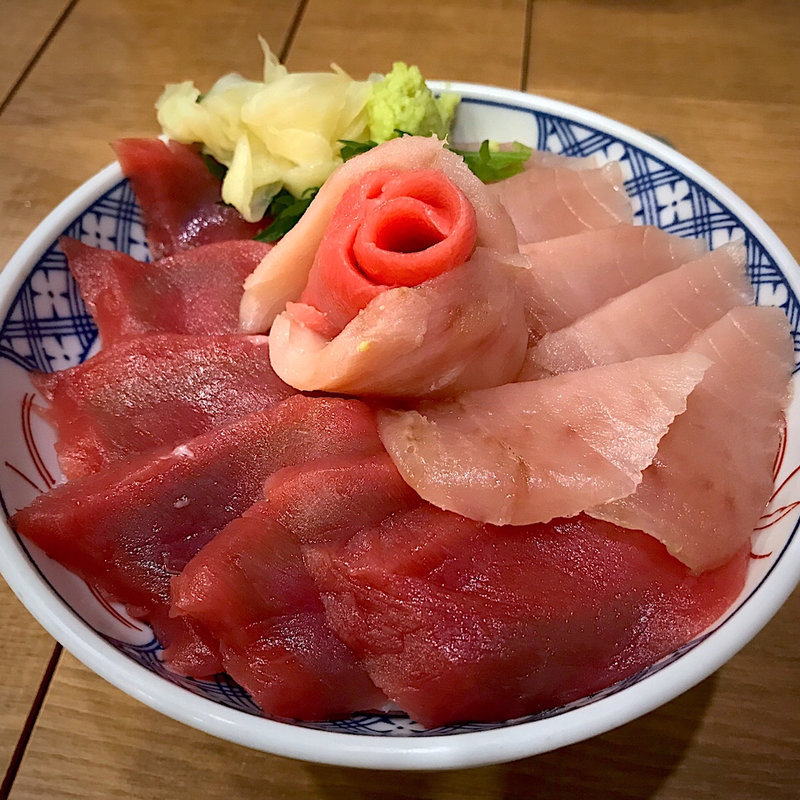 まぐろ2色丼(特)(磯丸水産　一番町店)