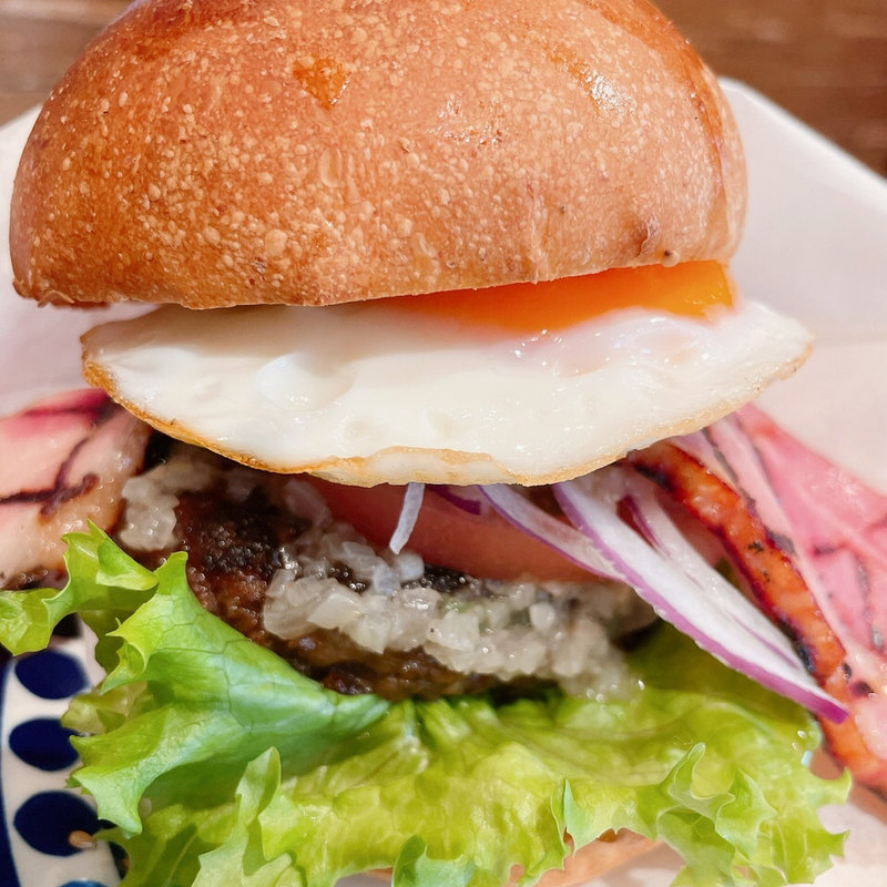 味噌漬け旨味バーガー(MuuMuuDinerNU茶屋町プラス店)