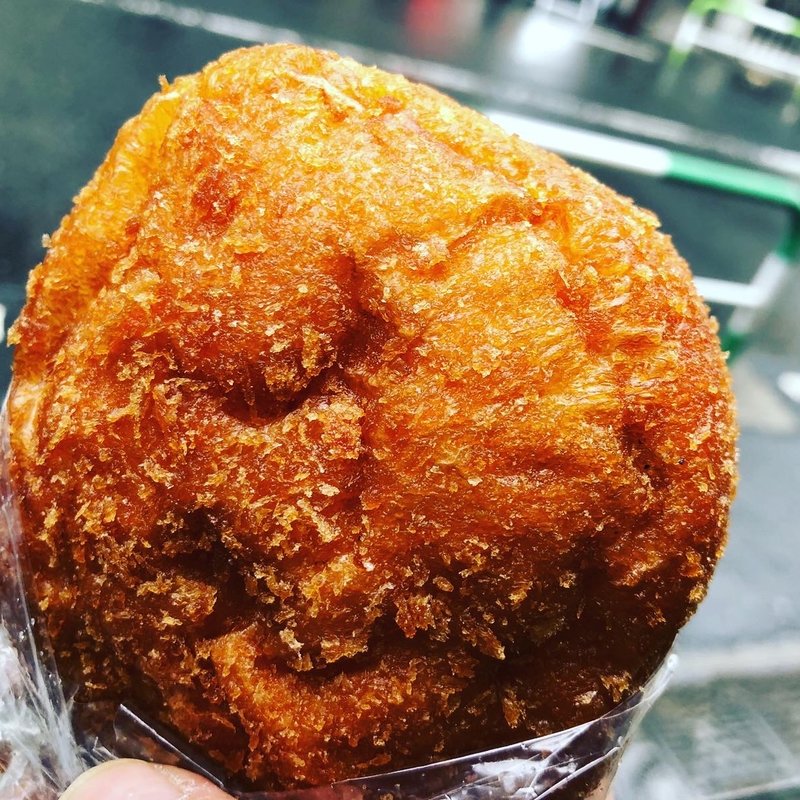 辛口ビーフカレーパン(みつわベーカリー)