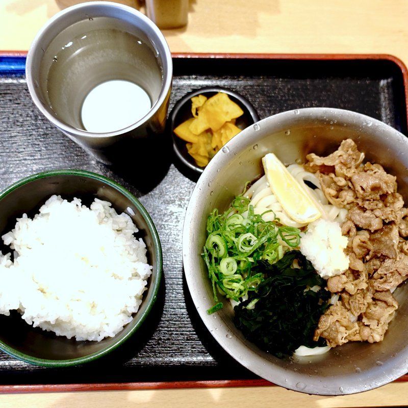 肉うどん（冷）定食(無常うどん ま)
