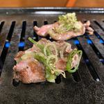 ネギ塩タン(焼肉ホルモン 獅丸)