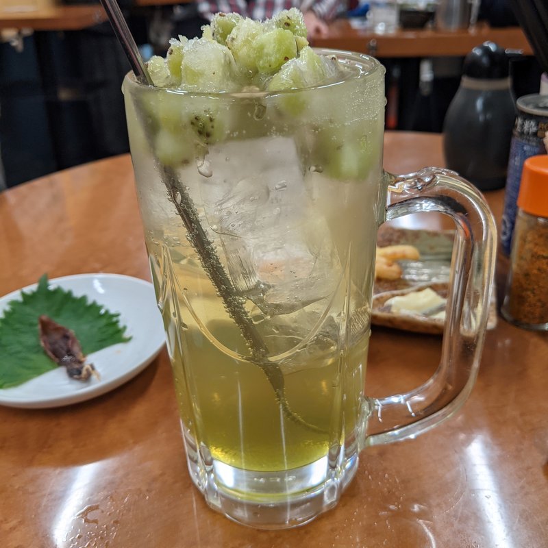 すっぱキウイサワー(立呑処へそ 五反田店)