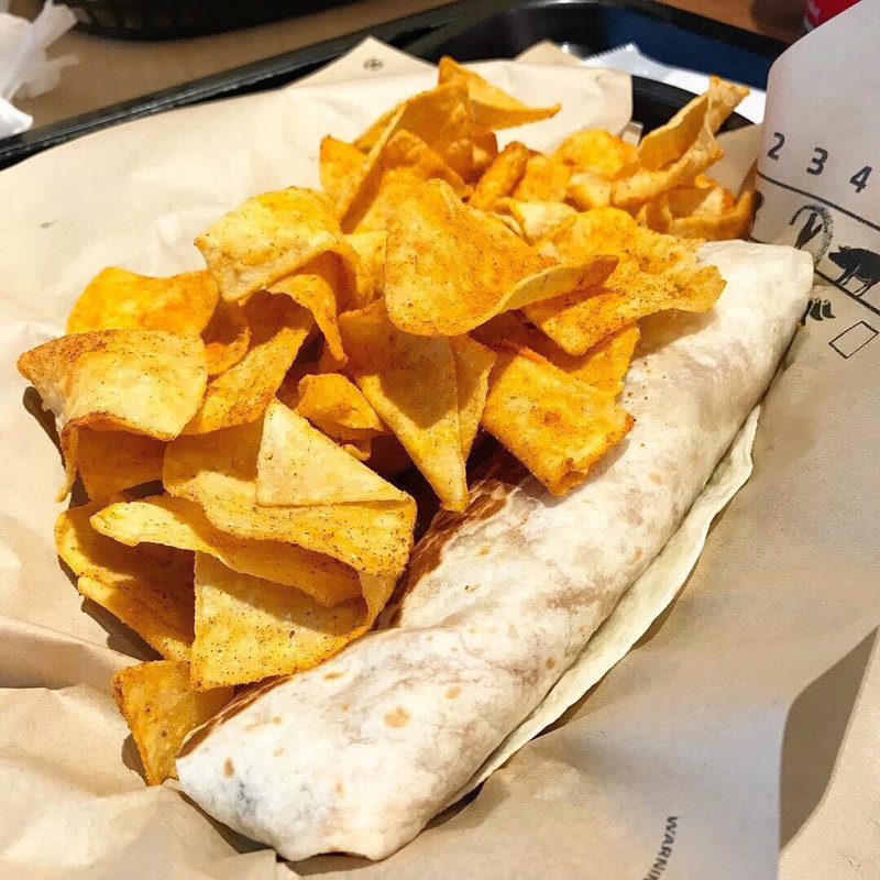 シュリンプ&アボガドブリトー&ナチョス(タコベル 渋谷道玄坂店)