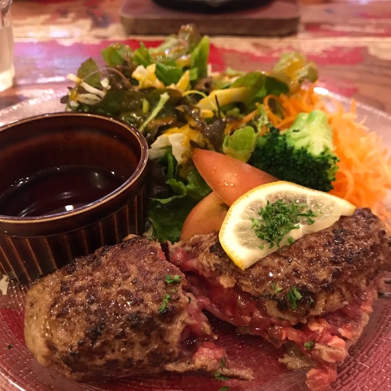 ジューシーハンバーグセット(タヴェルナハンバーグ （Taverna Hamburg）)