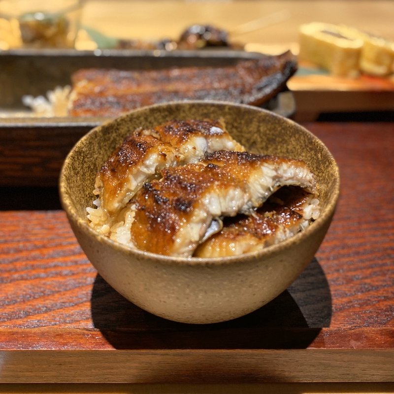 蒲焼き一本重(うなぎ四代目菊川 栄店)