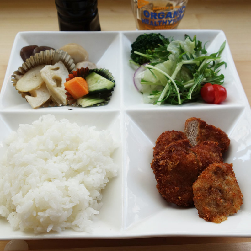 ヒレカツ定食(cafe ginkgo(カフェ・ジャンコ))