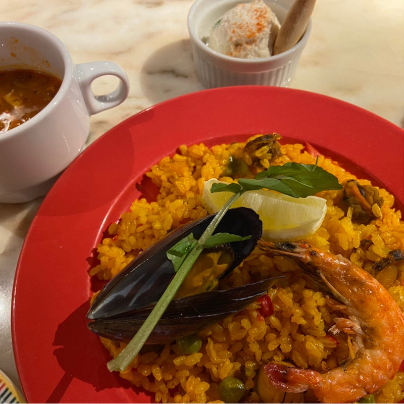 海鮮のパエリア(スペイン グルメテリア・イ・ボデガ)