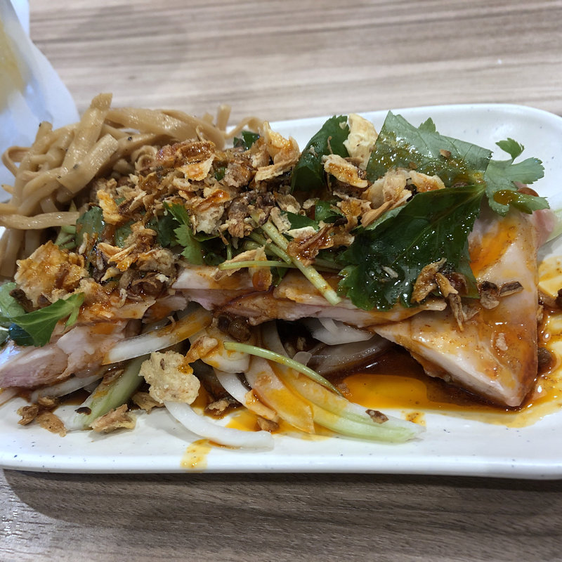 よだれ鶏(くじら食堂 nonowa東小金井店)