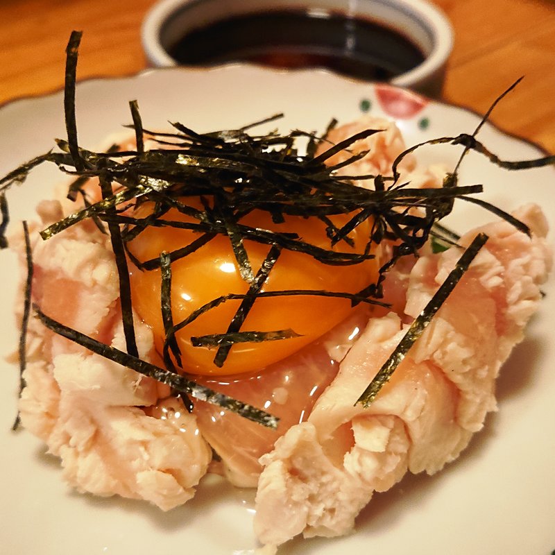 日南鶏のユッケ(大衆酒場BEETLE 本店)