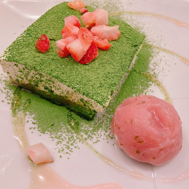桜香る抹茶ティラミス(タリーズコーヒー ＆TEA KITTE丸の内)