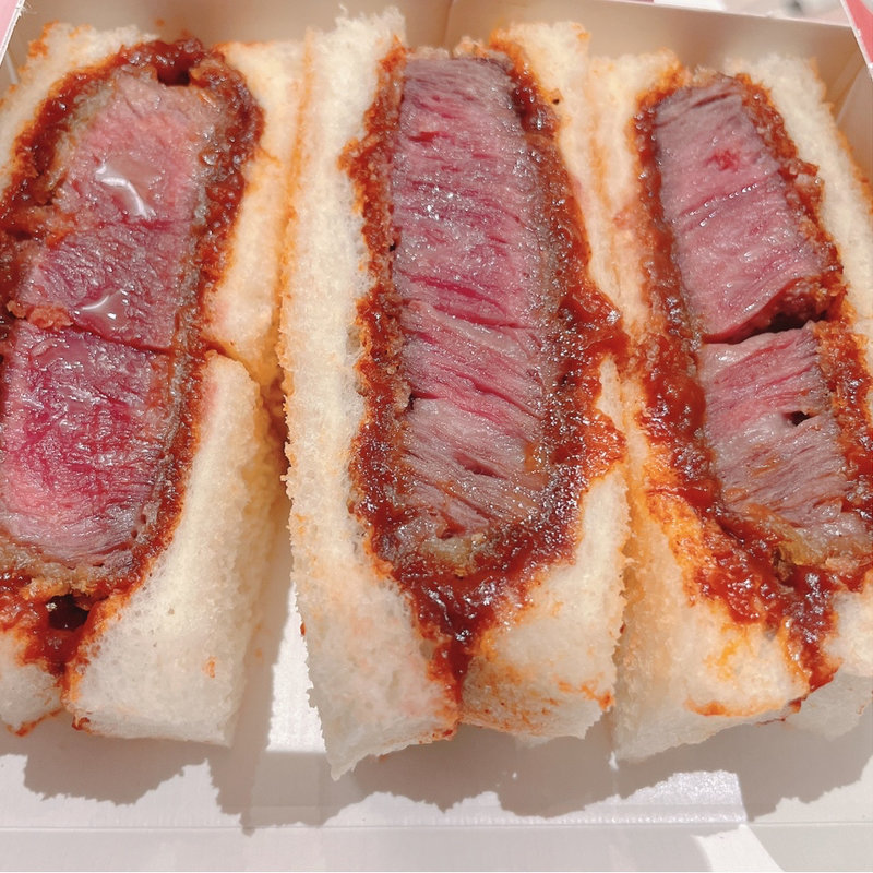 特選国産牛ヘレカツサンド(銀座サンド)