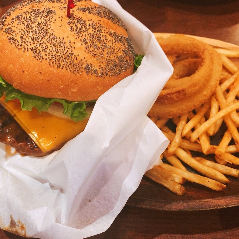 テリヤキバーガー(KUA`AINA さいたま新都心店)