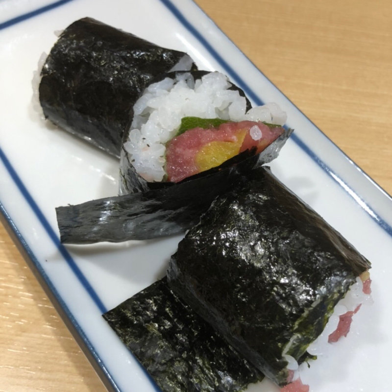 とろたく巻(ニューすしセンター)