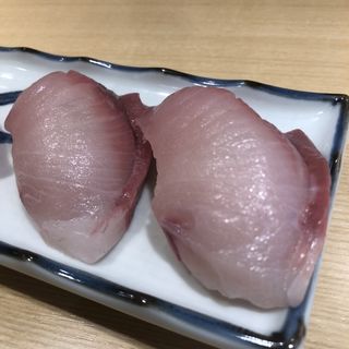 鮮魚ハマチ 2ヶ(ニューすしセンター)