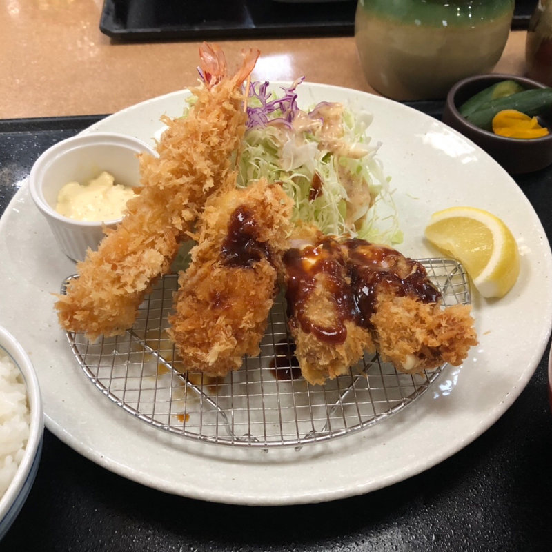エビフライとロールフライ(かつ元 弘前店 （かつげん）)