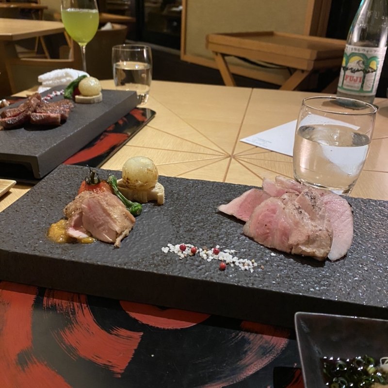 雫(アマネム （Amanemu）)