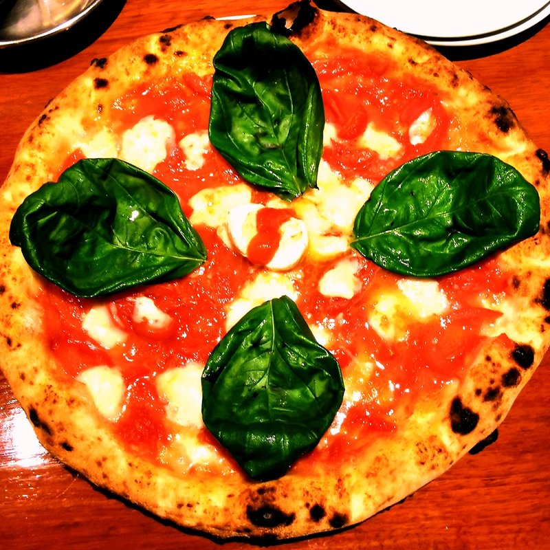 ピッツァドック(ダ・アオキ・タッポスト)