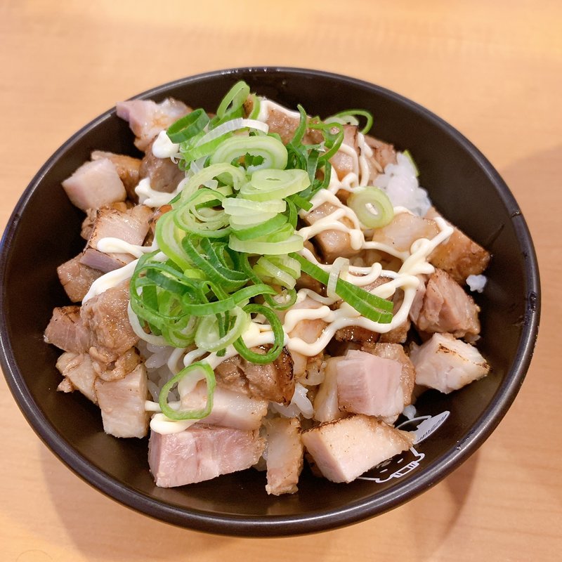 ミニチャーシュー丼(博多くまちゃんらぁめん　春日店)