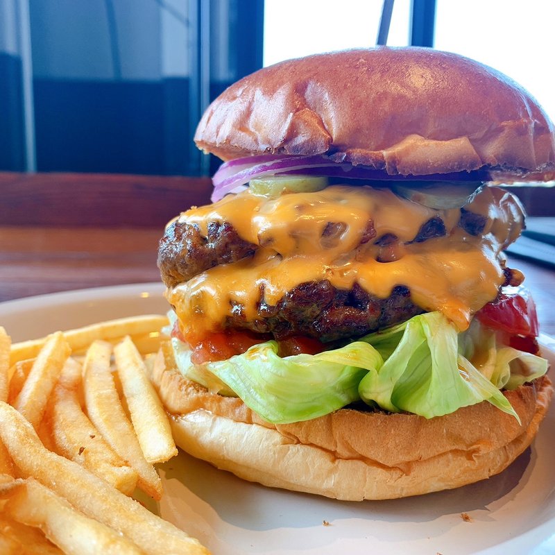 ビアードダブルダブルバーガー(BEARD-AMERICAN ROOFTOP)