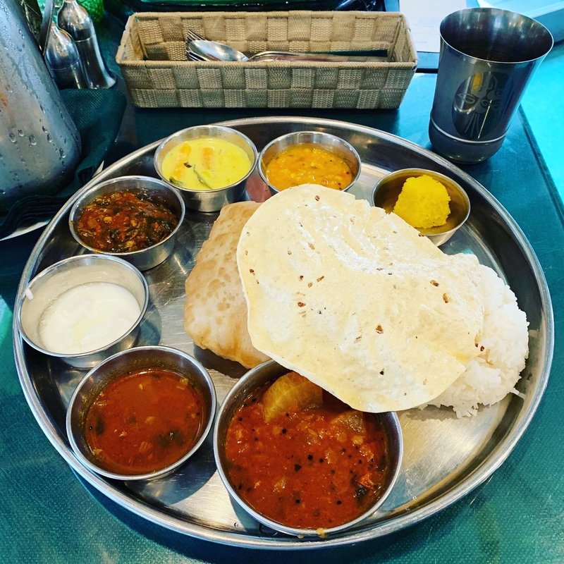 ベジタリアンミールス(エー・ラージ)