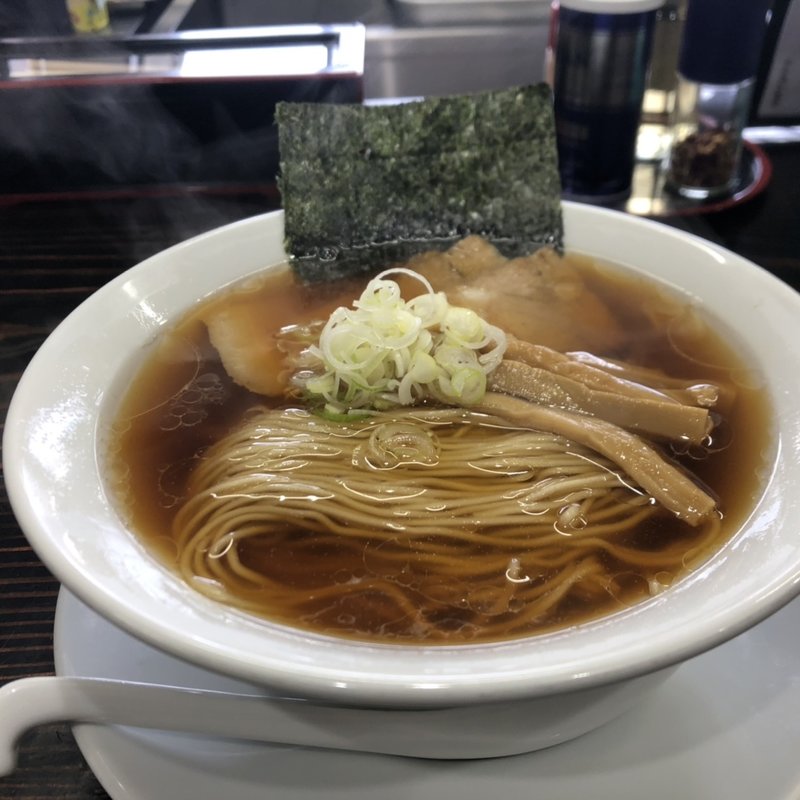 醤油らぁ麺(うえんで 山鹿店)