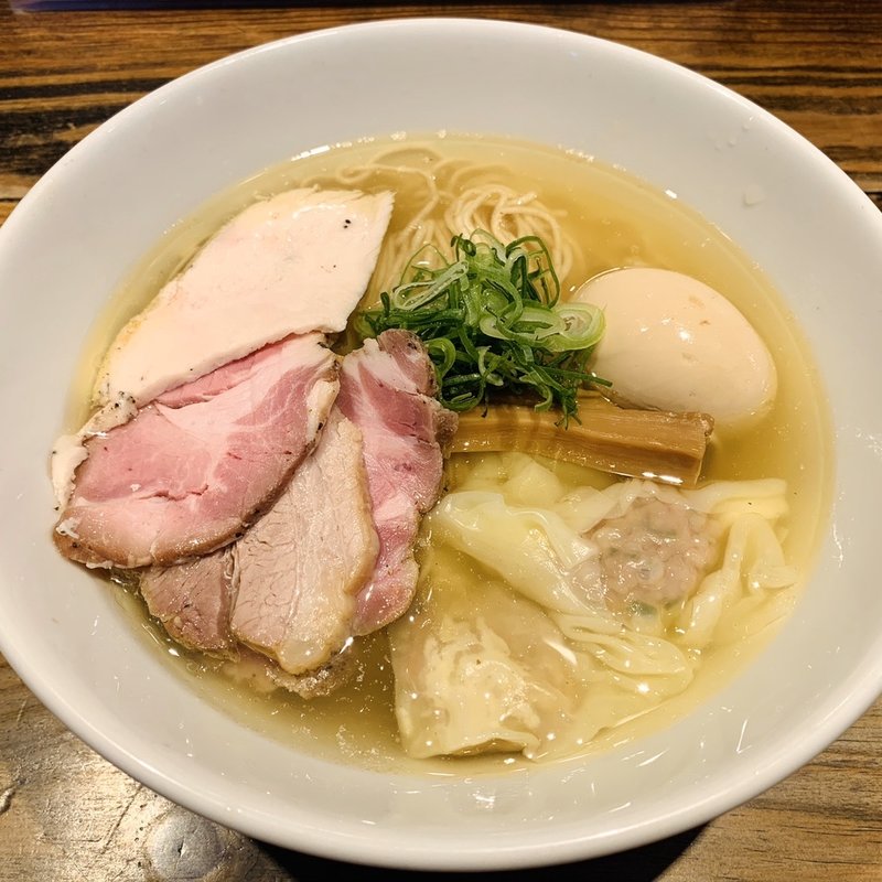 特製軍鶏塩ラーメン(麺屋 翔 本店)