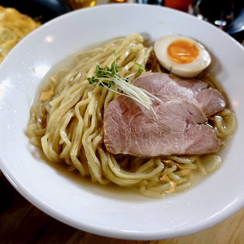 煮干し豚骨 大阪つけ麺（並・中）(まんねん 本店 )