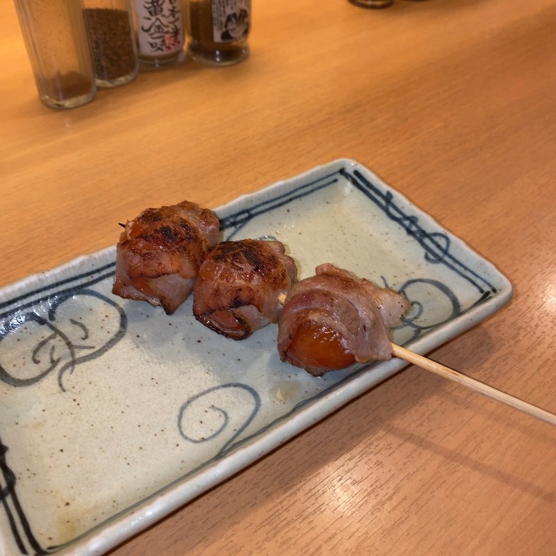 豚肉トマト巻き(炭火やきとり おとりさま)