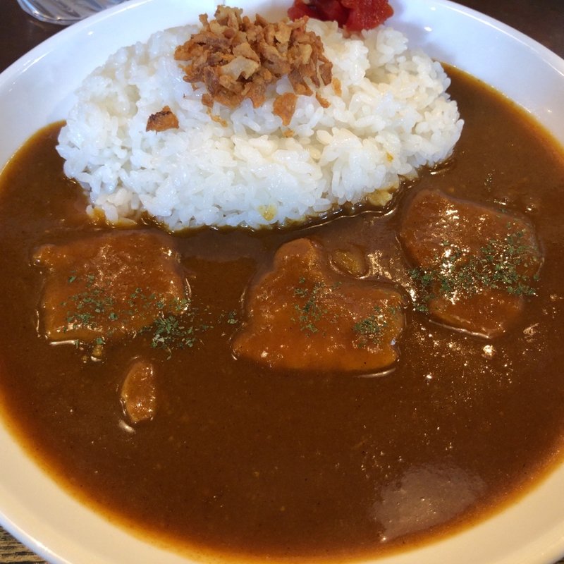 豚の角煮カレー(やきうしはんじゅく、おやつはんじゅく)