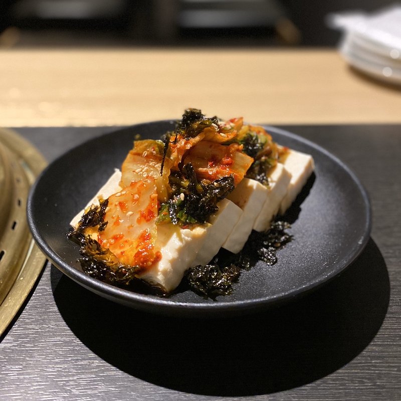 韓国風やっこ(知多牛焼肉 MOO)