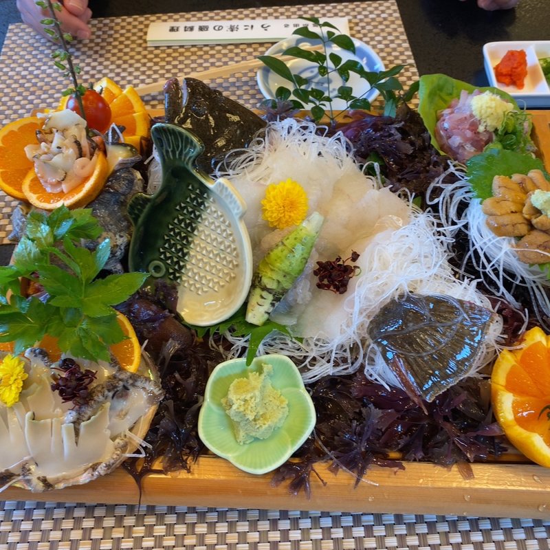 (うに清 （うにせい）)