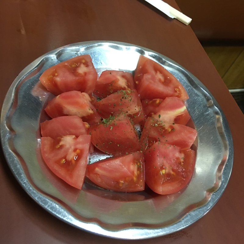 冷やしトマト(ホルモン焼肉　かど屋 )