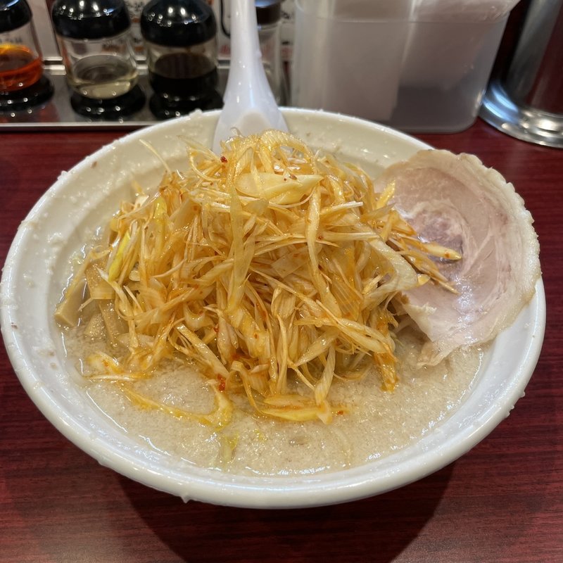 辛ねぎしょうゆらーめん(濃厚背脂らーめん なりたけ 福岡西新店)