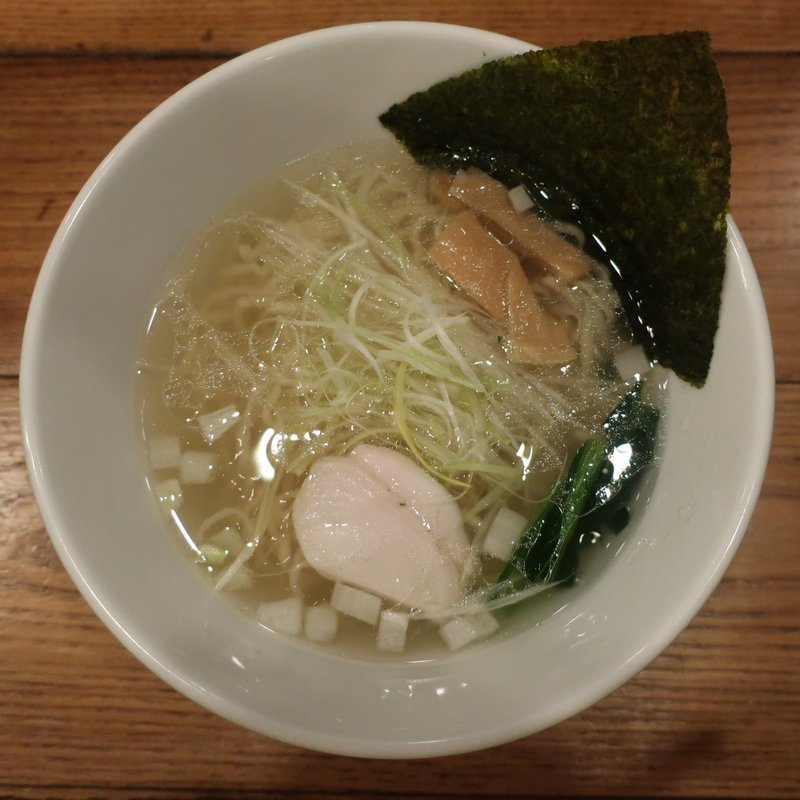 鶏塩らぁめん(博多鶏塩らぁめん みやびや)