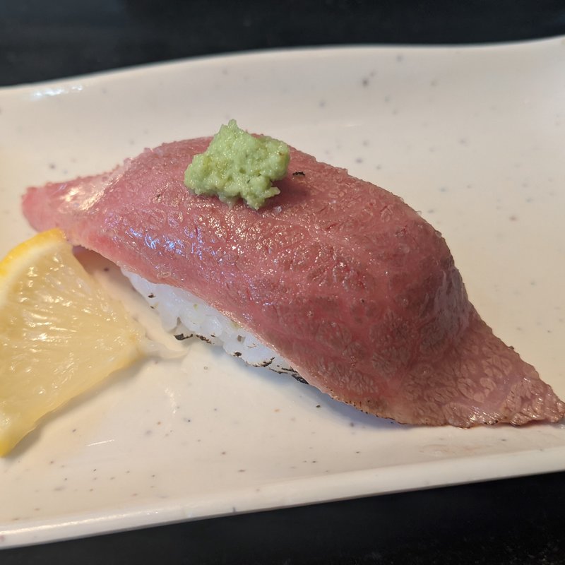 黒毛和牛の炙り(月 )