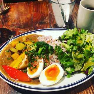 Plate Lunch(ブルー ブックス カフェ 自由が丘店  （BLUE BOOKS CAFE）)