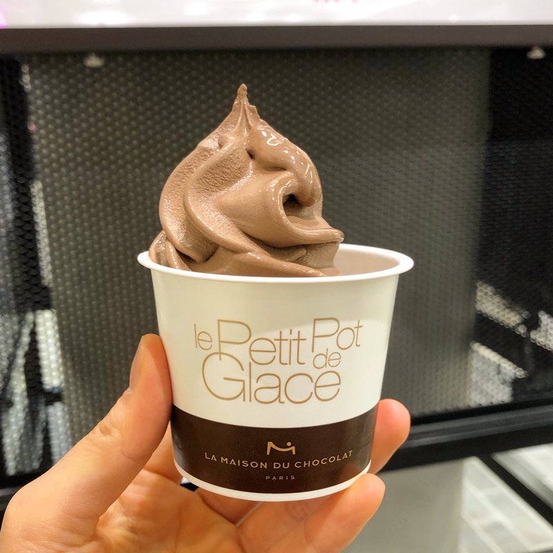 コルネ ネゾン(LA MAISON DU CHOCOLATE )