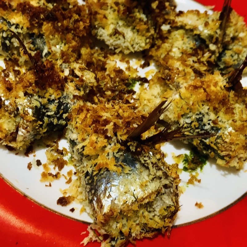 サクサク  イワシのパン粉焼き(ガストロノミーア　サバニー)