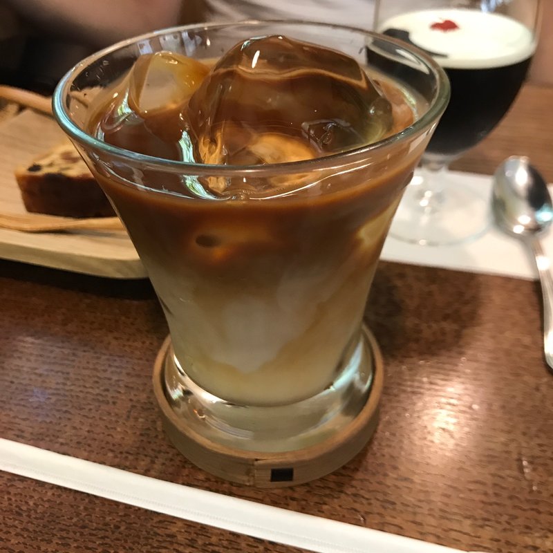 冷たいカフェ・オレ(珈琲美美)