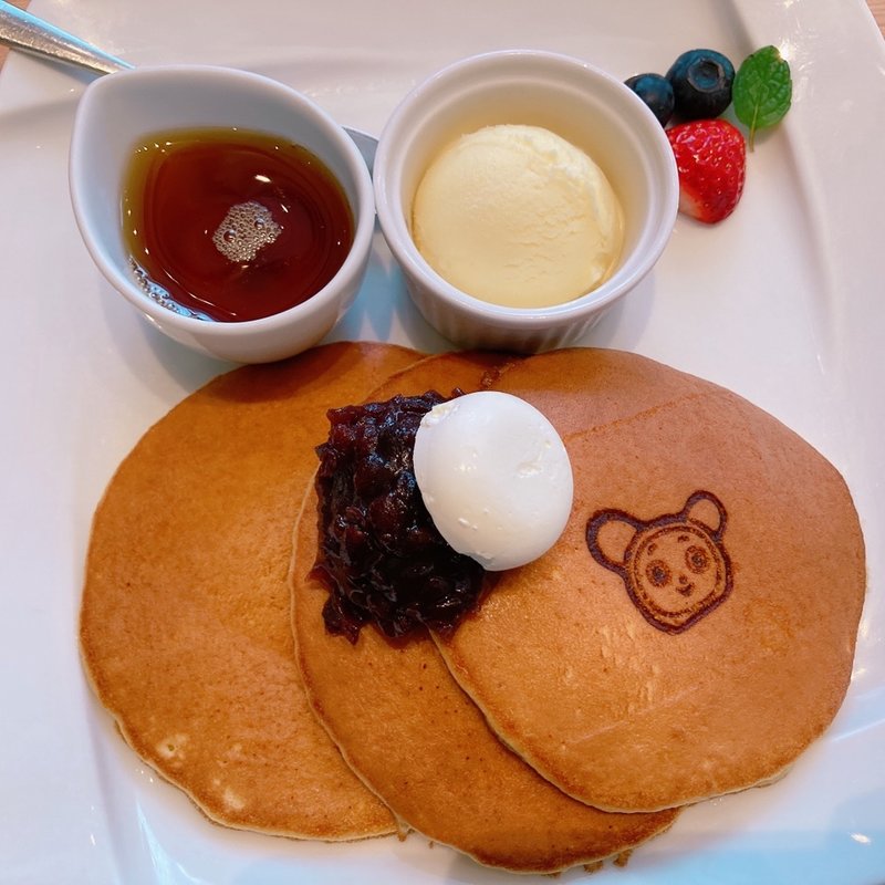 焼立て“三笠”パンケーキ　文明堂特製餡とメープルバター(銀座文明堂 BUNMEIDO CAFE GINZA)