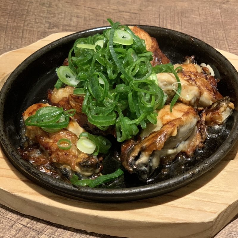 牡蠣焼き(みっちゃん新幹線口　ekie店)