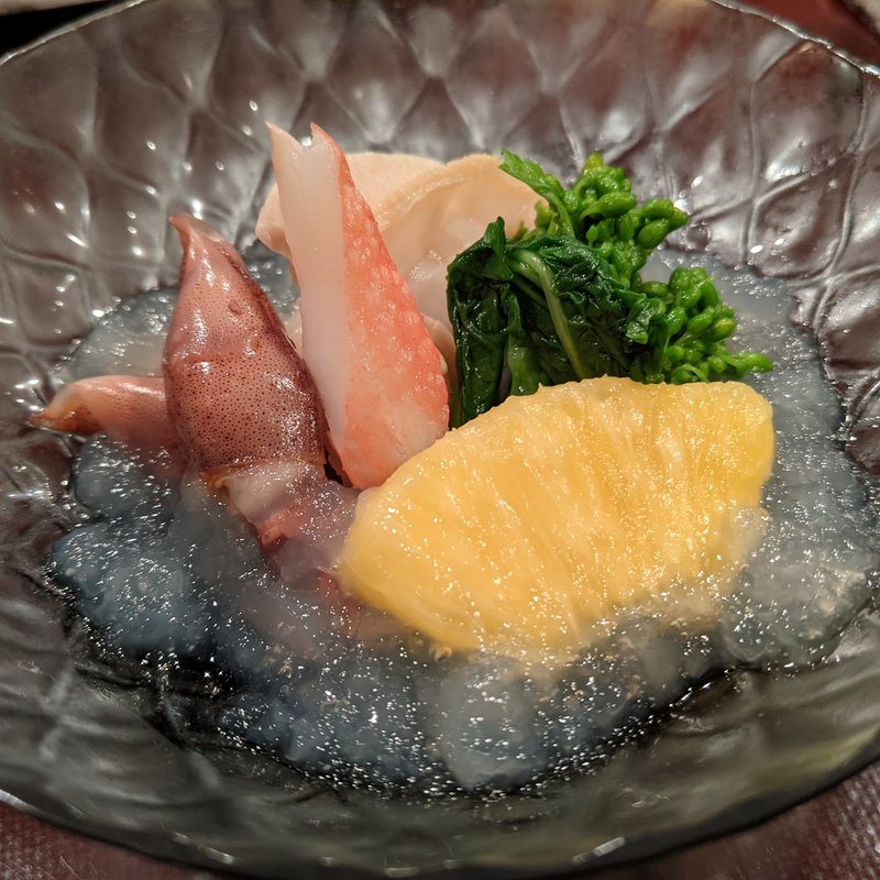 ハマグリ・ホタテ昆布〆・ホタルイカ・ズワイガニ(鮨なが井)