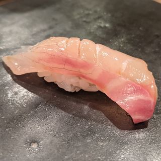淡路産タイ(鮨なが井)