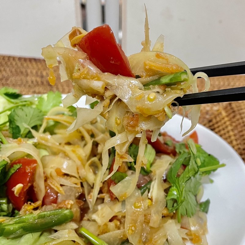 ソムタム(青パパイヤのサラダ)(おうちごはん)