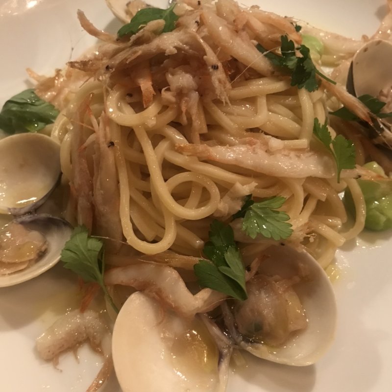 白海老と蛤のアーリオオーリオ(ビストロ チック 六本木店)