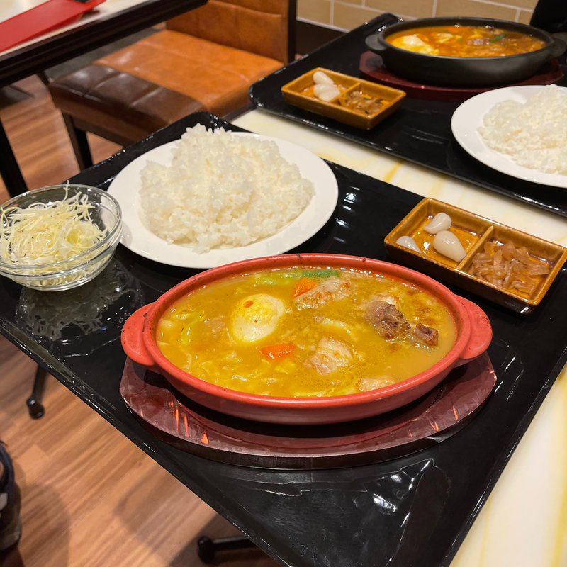やわらか仕上げの豚バラカレー（和風南蛮）(カレー専門店 はまやカレー 横浜ランドマークプラザ店)