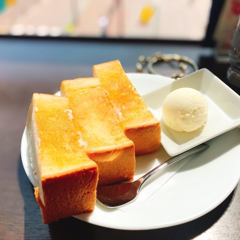 ハニートースト(Cafe Renoir 芝大門店)