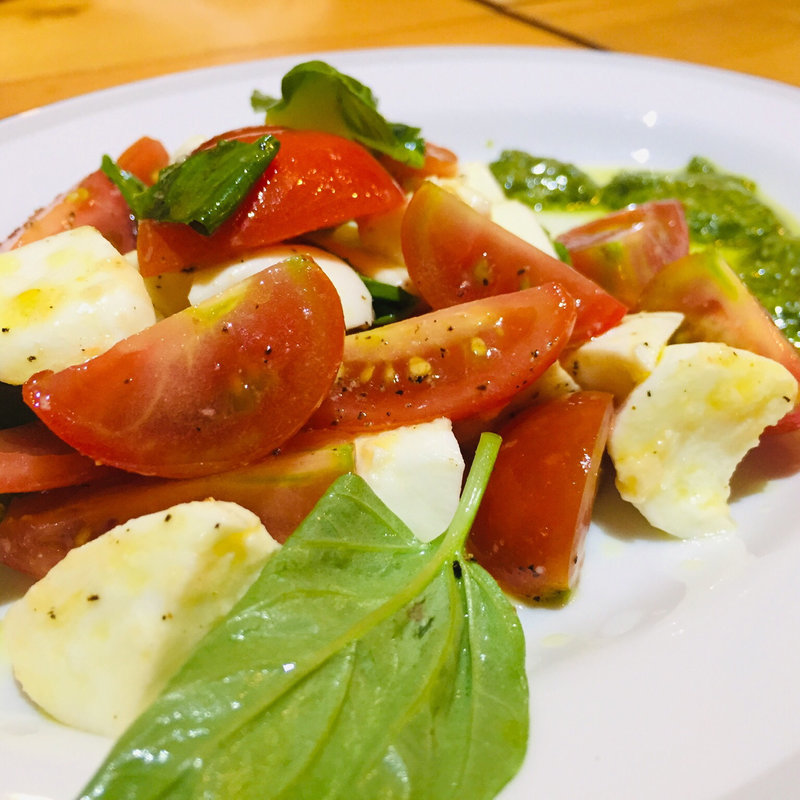 カプレーゼ(ピッツェリア エ トラットリア スペッソ)