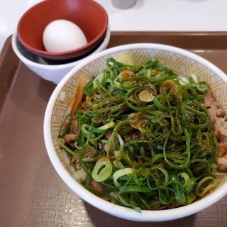 ネギ玉牛丼(すき家)