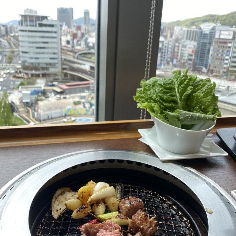 ホルモン焼き (叙々苑 ミント神戸店)
